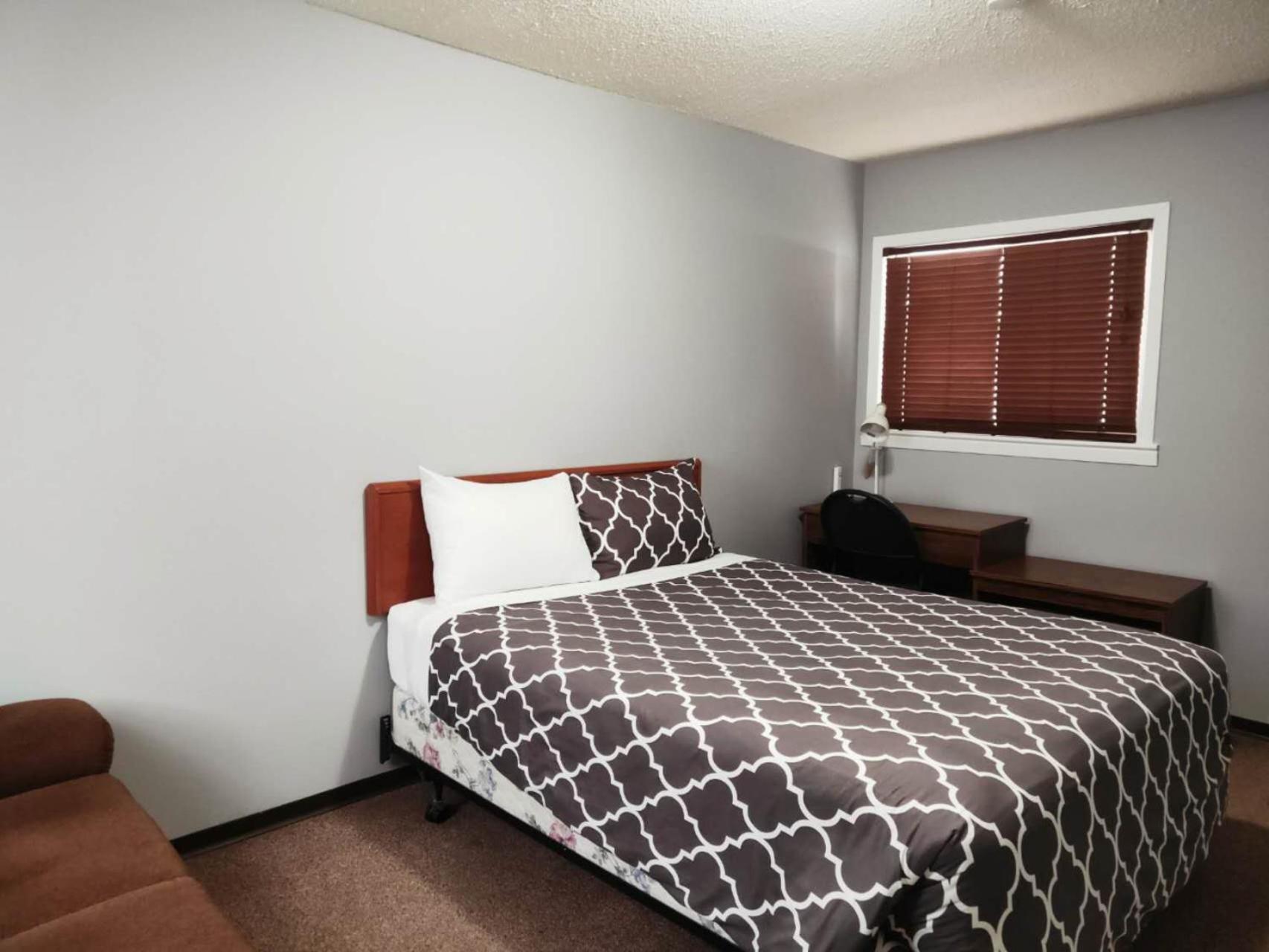 Melsask Motel Melville Esterno foto